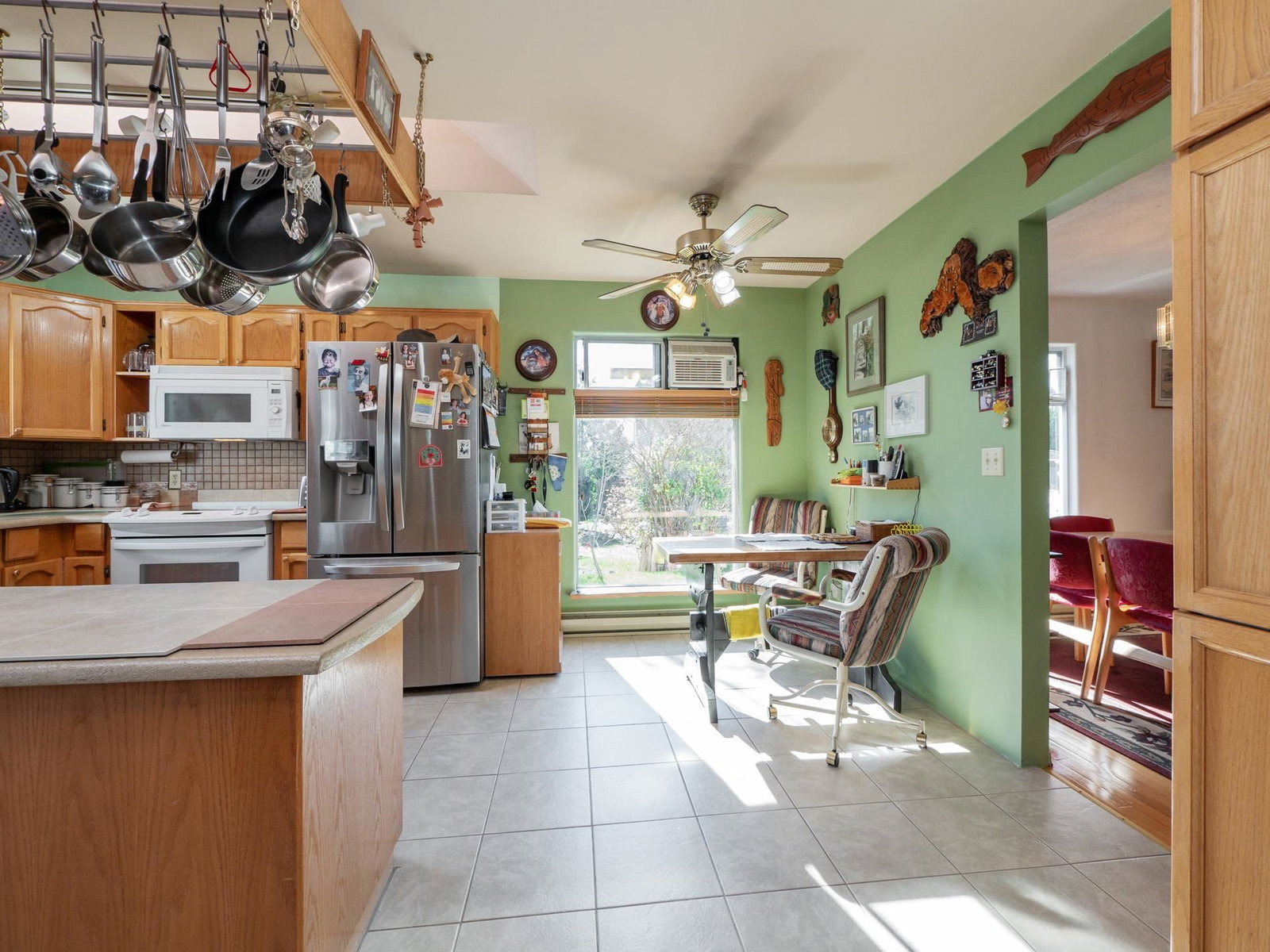 Listing Image 6