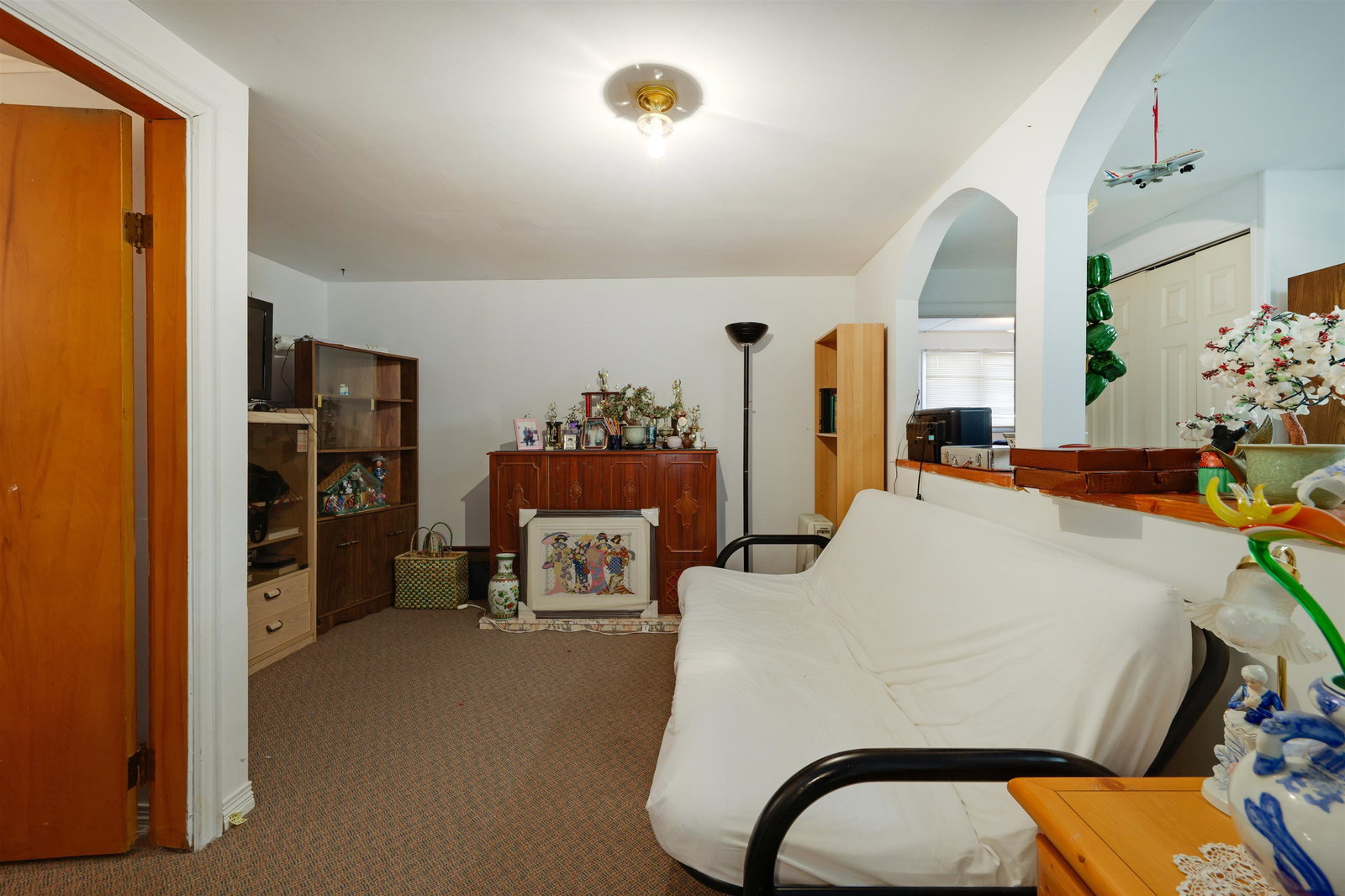 Listing Image 15