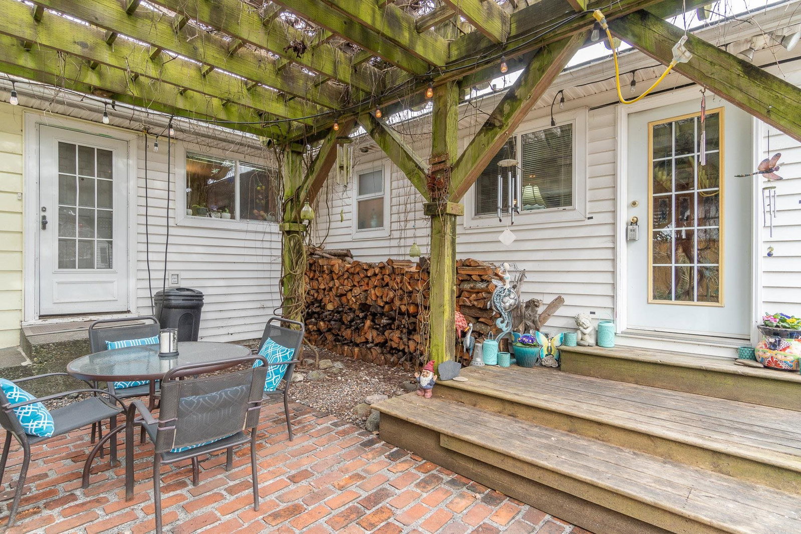 Listing Image 17