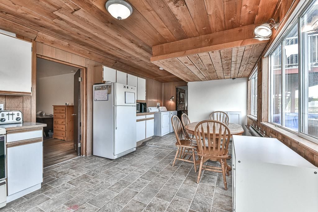 Listing Image 17