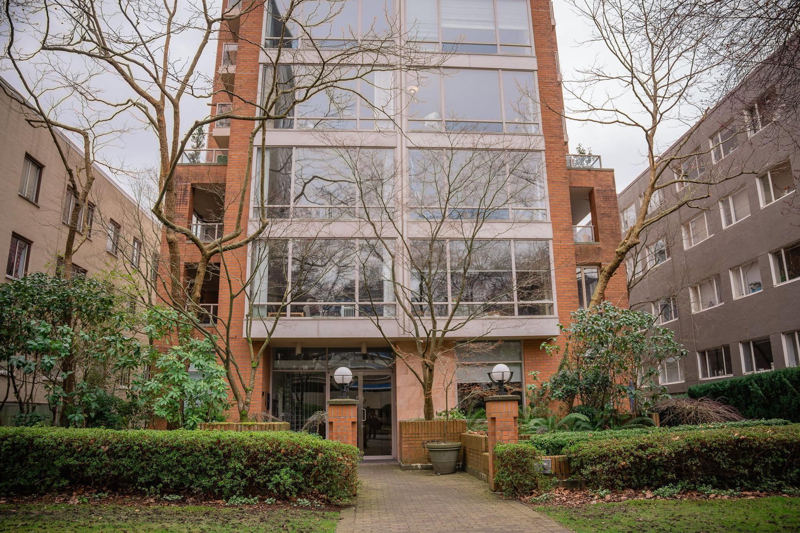Listing Image 37