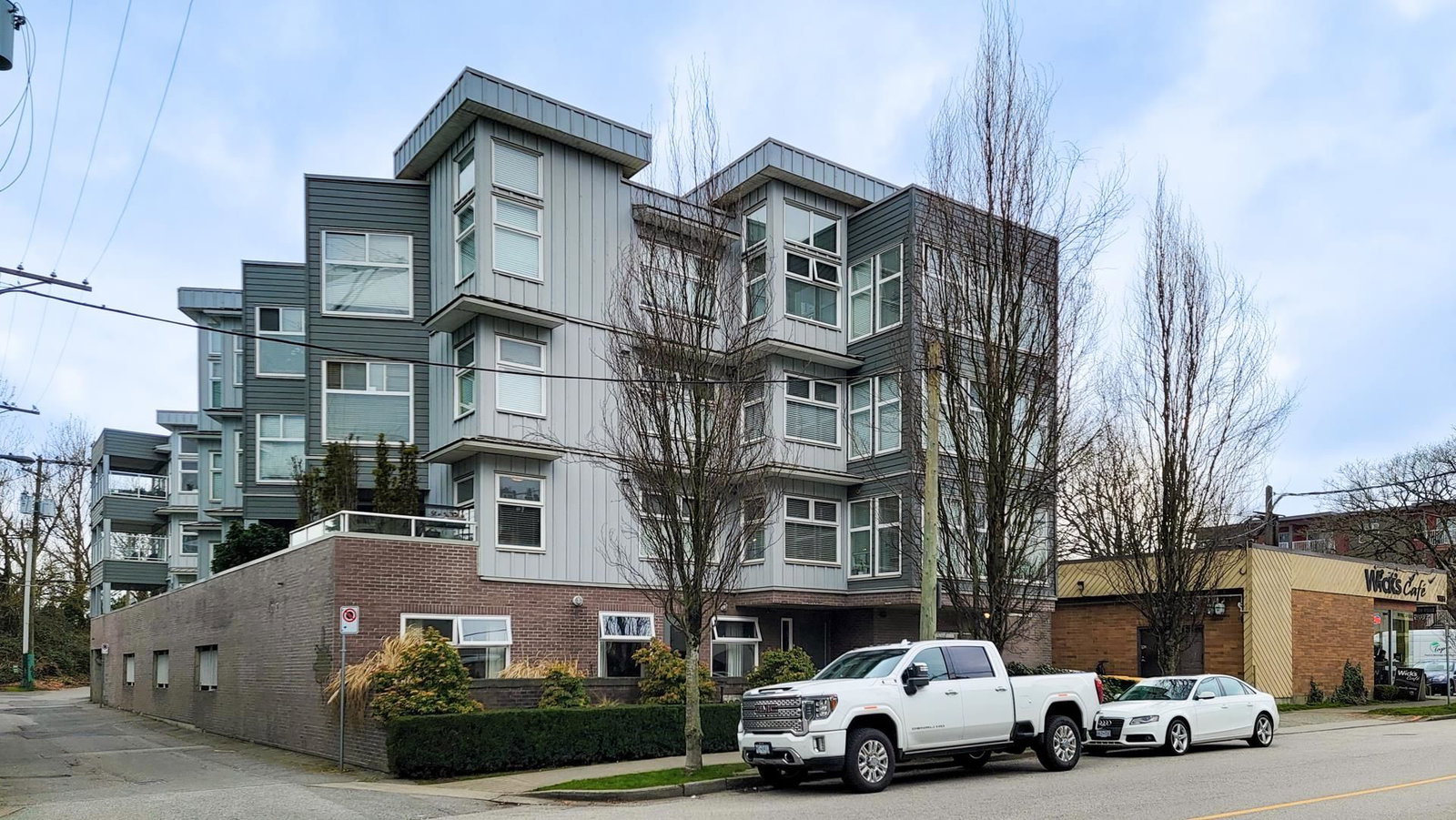 Listing Image 20