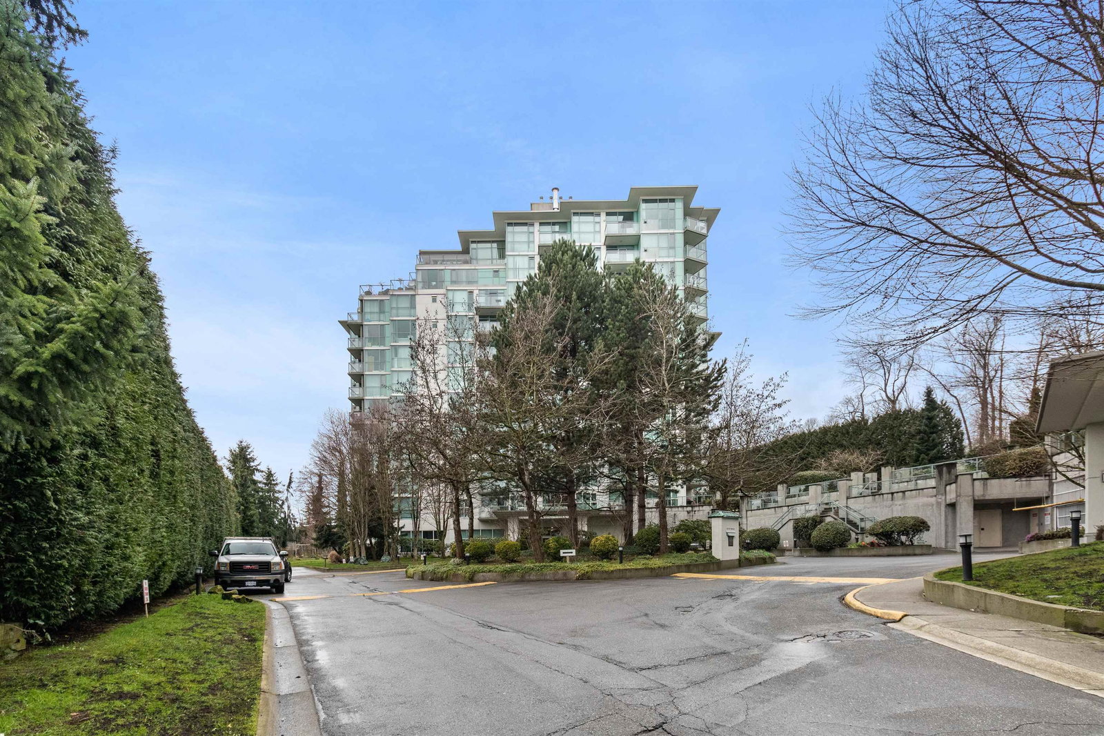 Listing Image 14