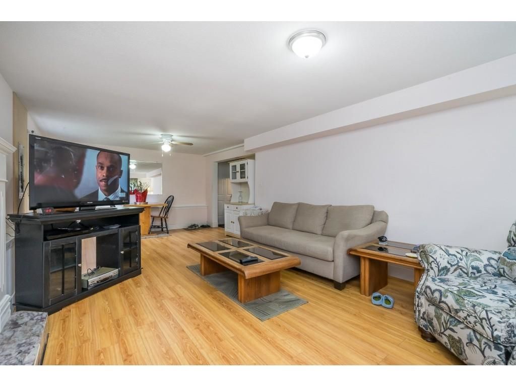 Listing Image 31