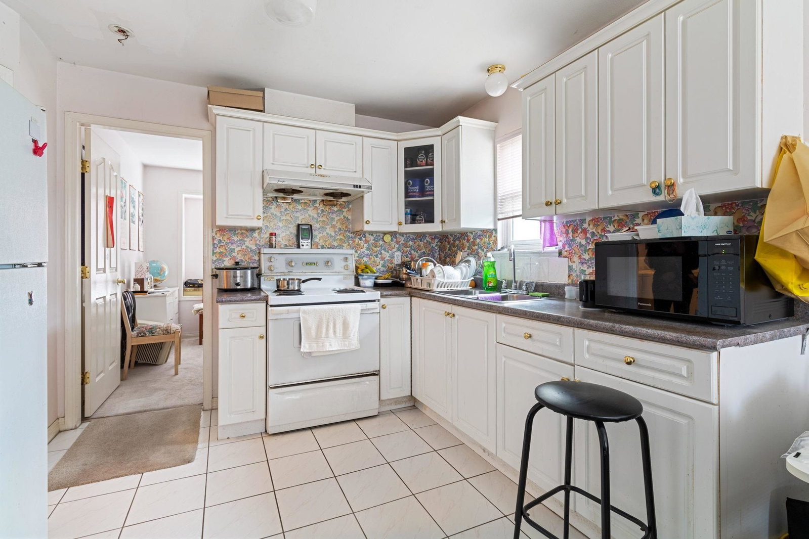 Listing Image 11