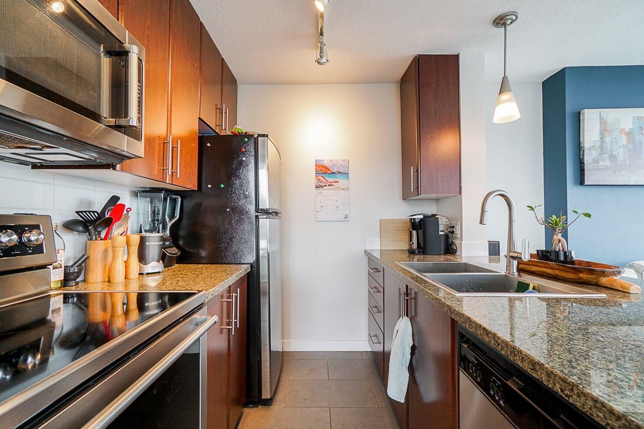 Listing Image 11