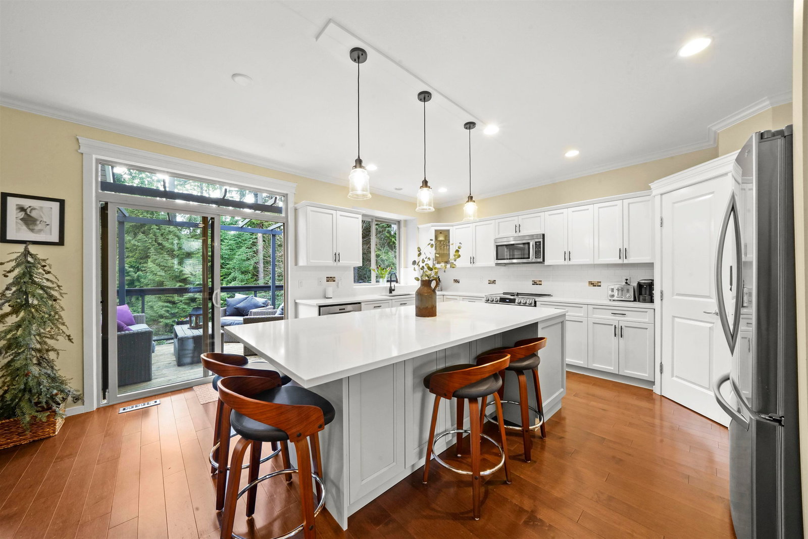 Listing Image 13