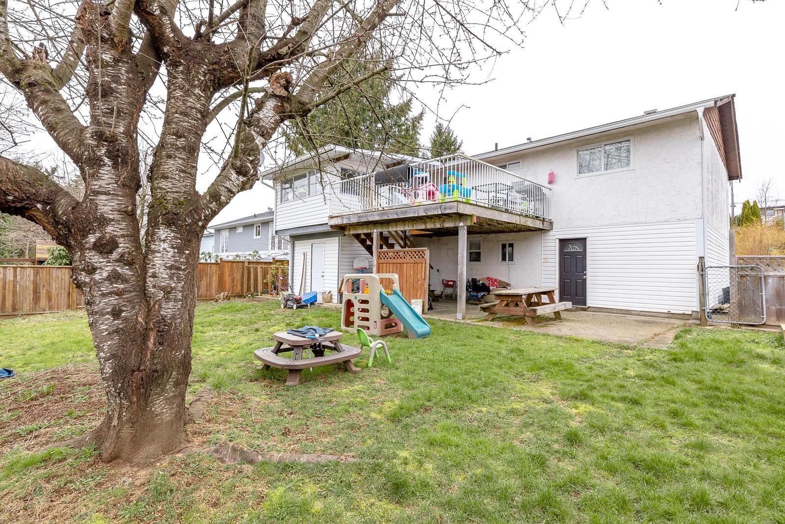 Listing Image 26