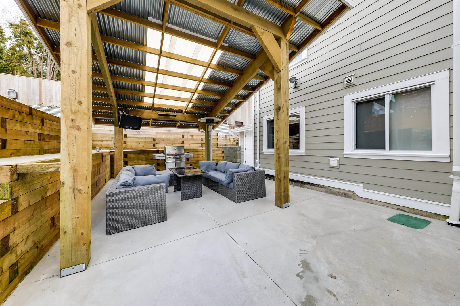 Listing Image 32