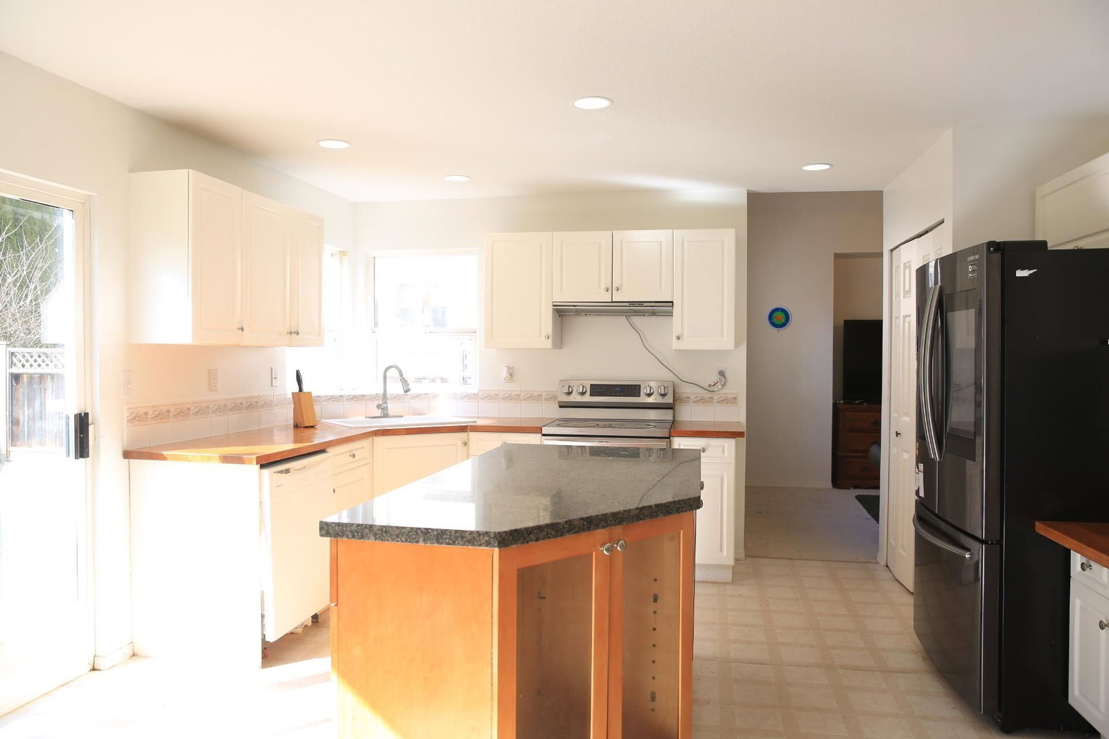Listing Image 15