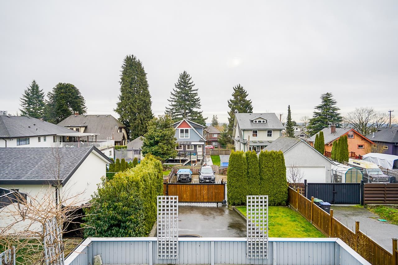 Listing Image 20