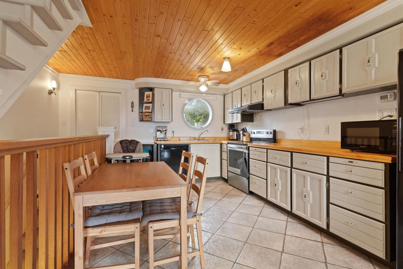 Listing Image 5