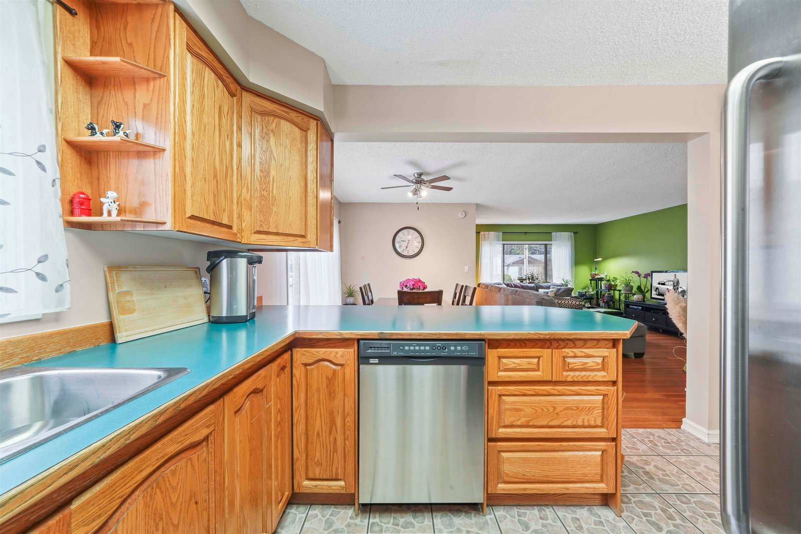Listing Image 15