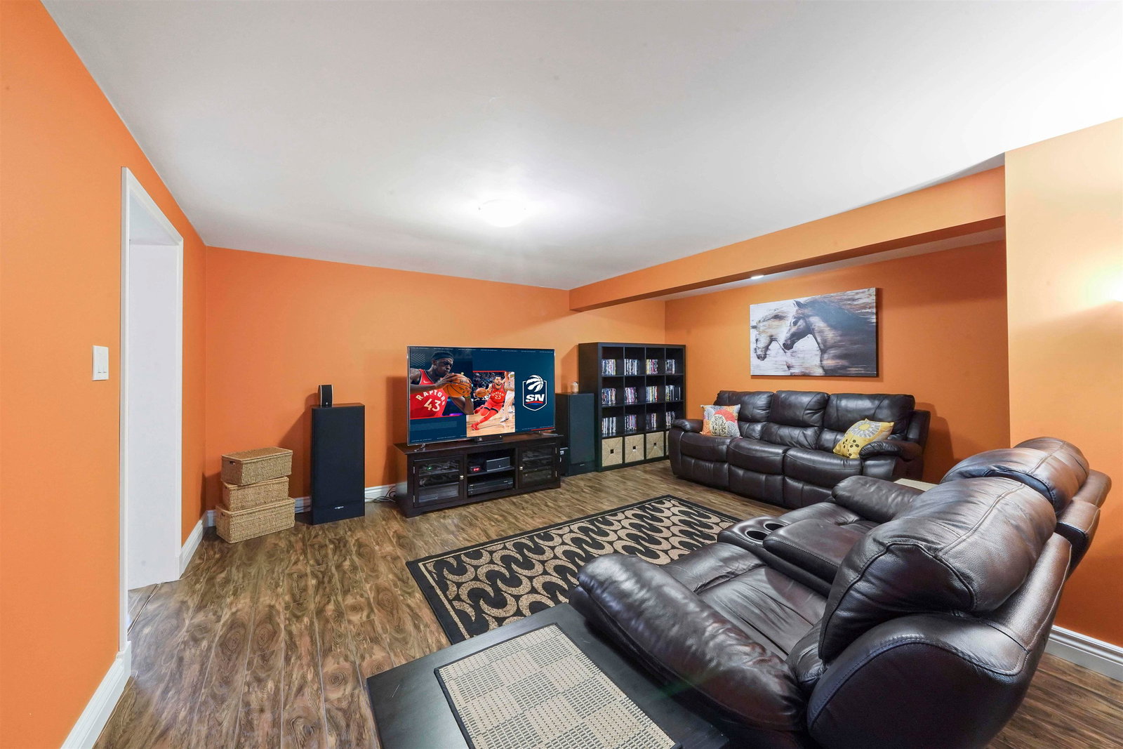 Listing Image 22