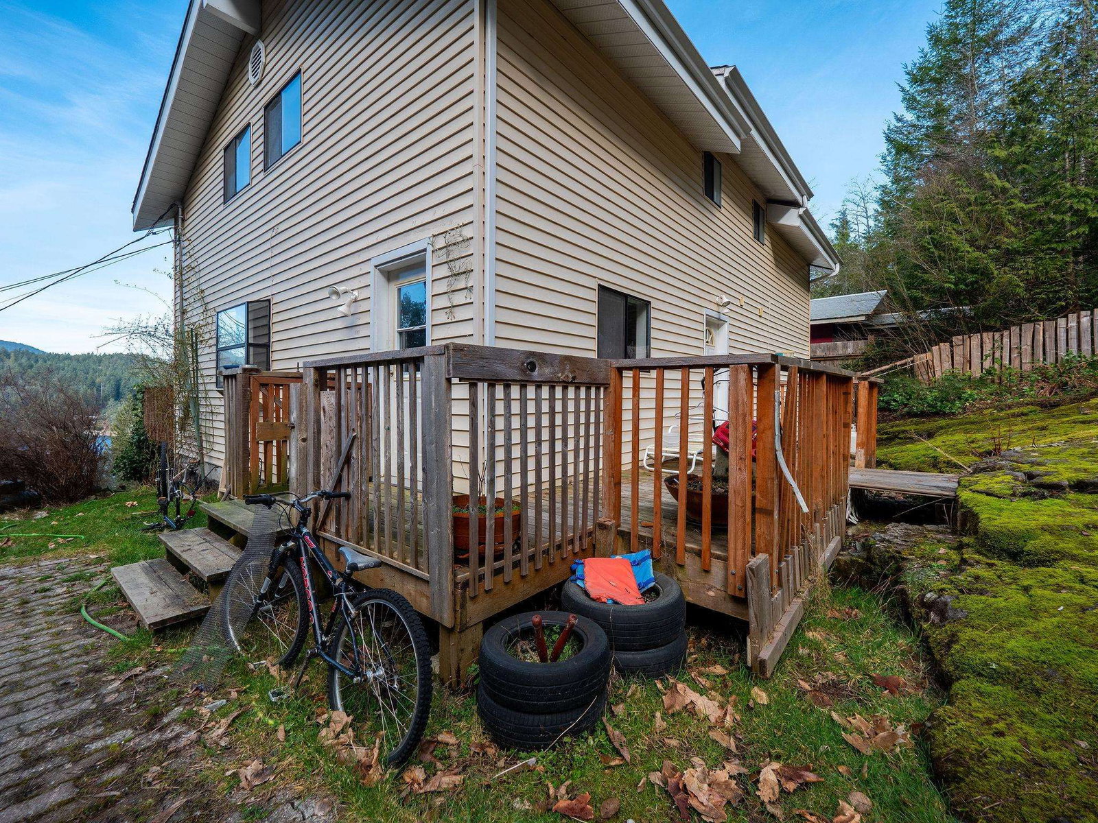 Listing Image 17