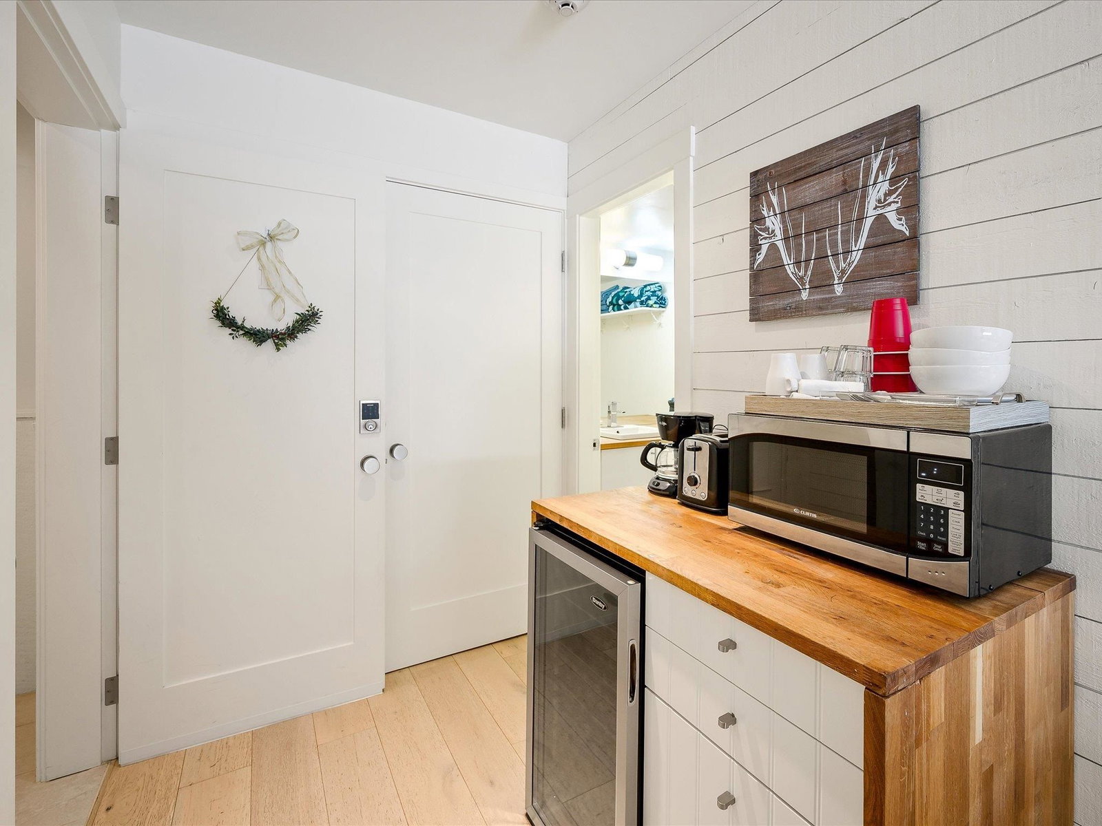 Listing Image 15