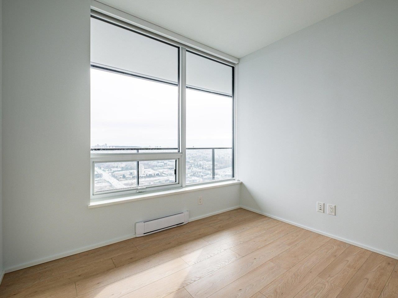 Listing Image 30