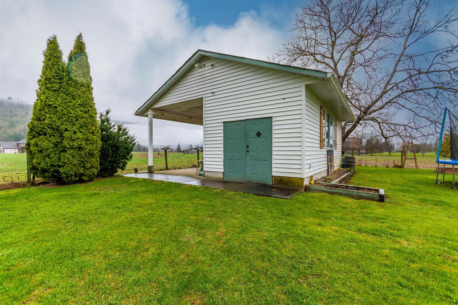 Listing Image 29
