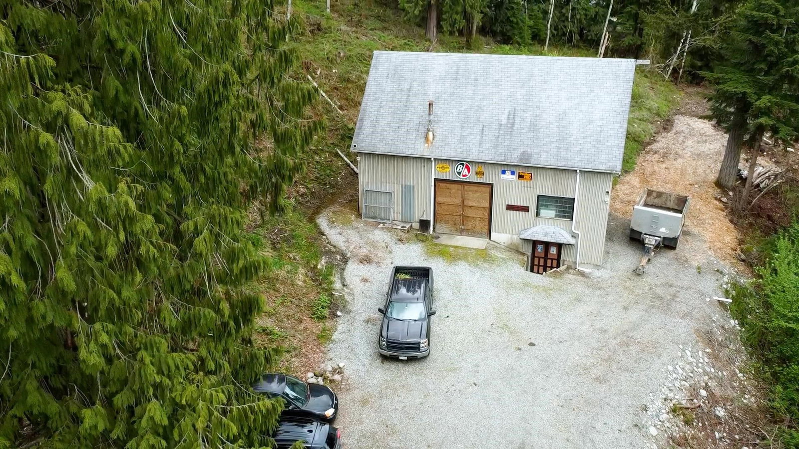 Listing Image 6