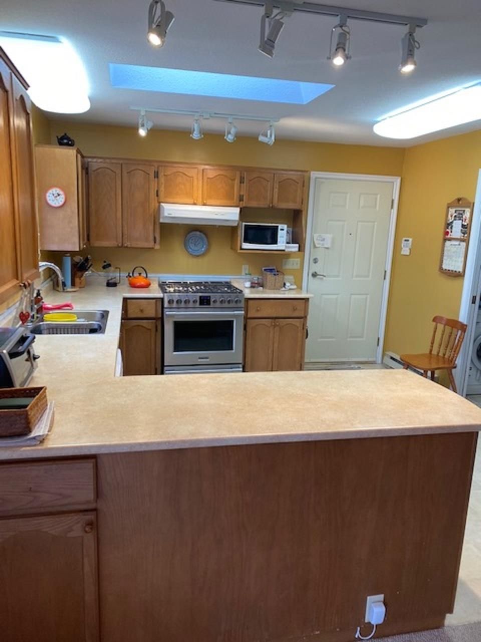 Listing Image 10