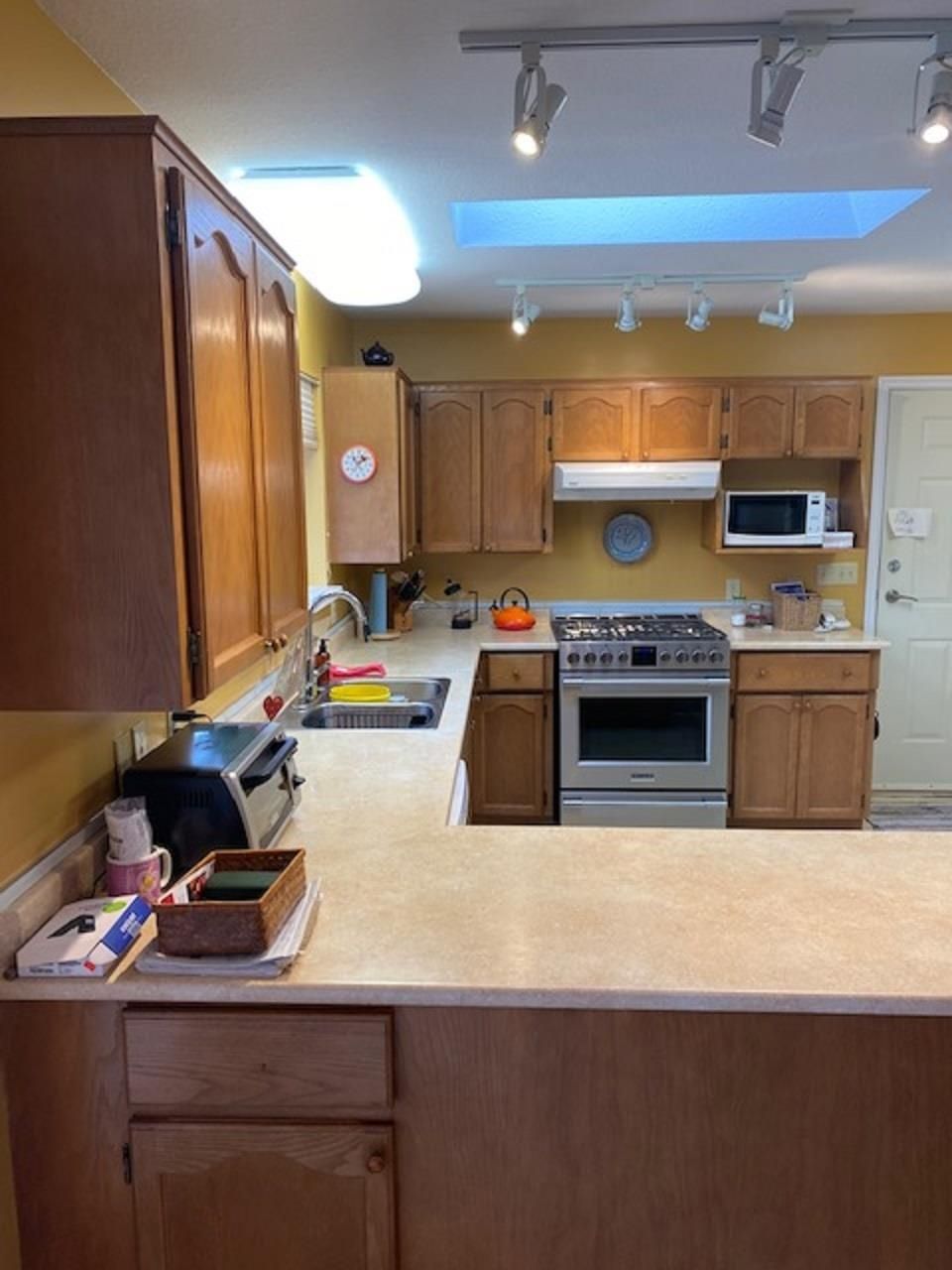 Listing Image 12