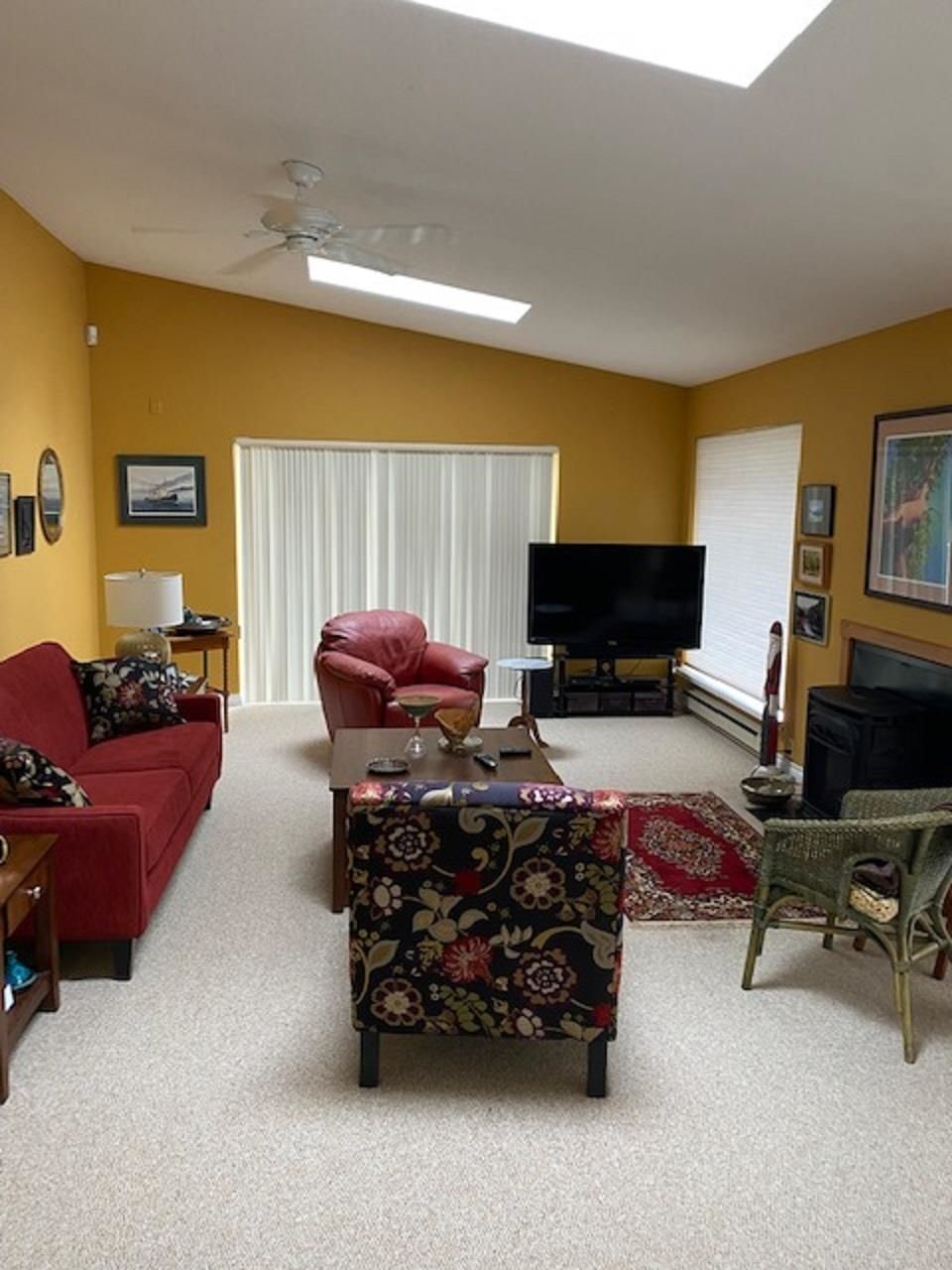 Listing Image 6