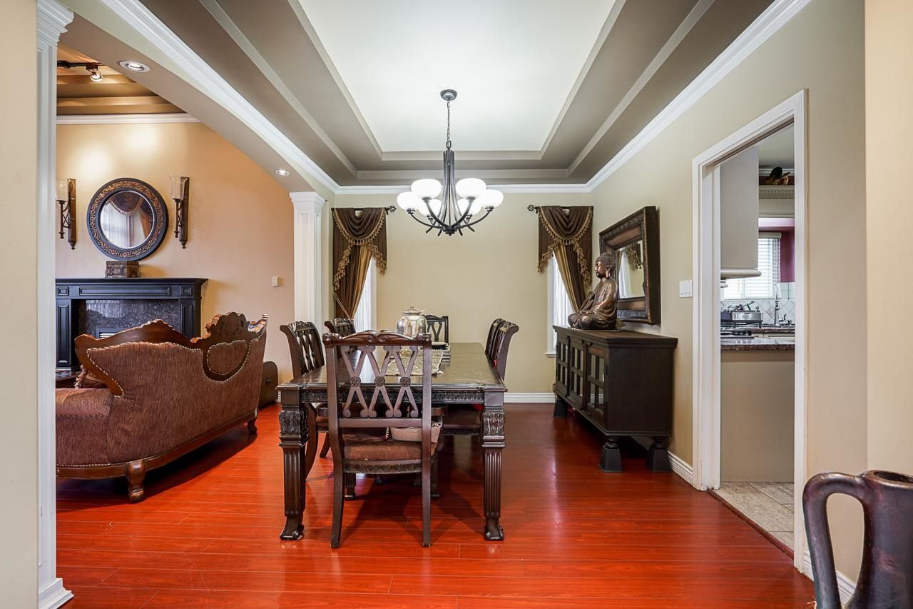 Listing Image 11