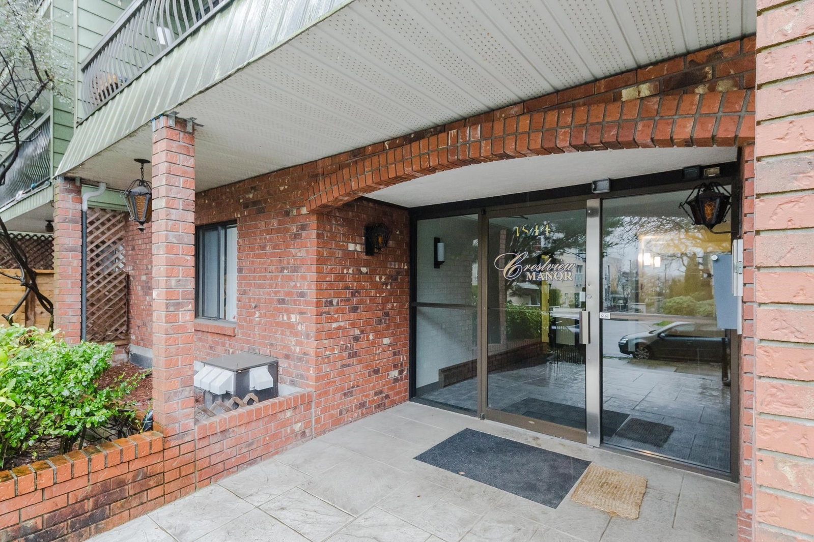 Listing Image 27