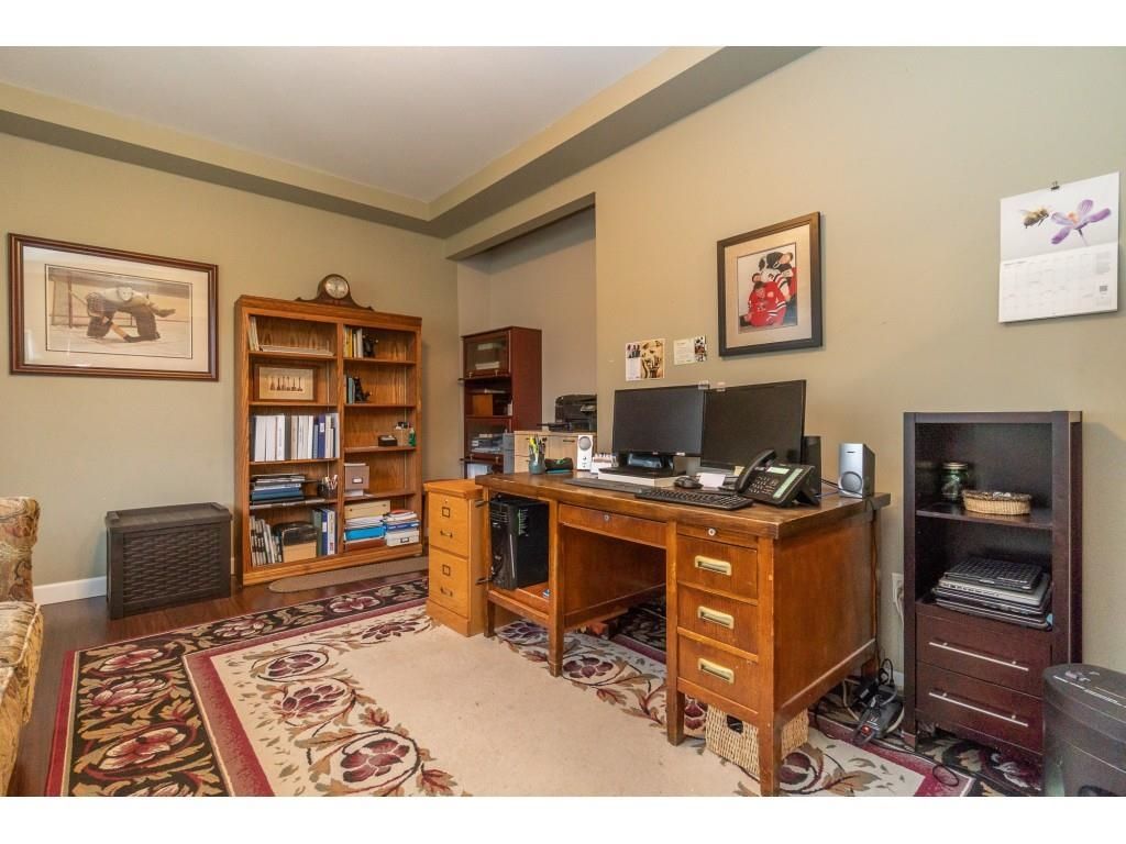 Listing Image 16