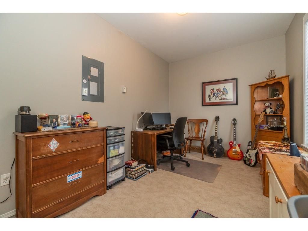 Listing Image 24