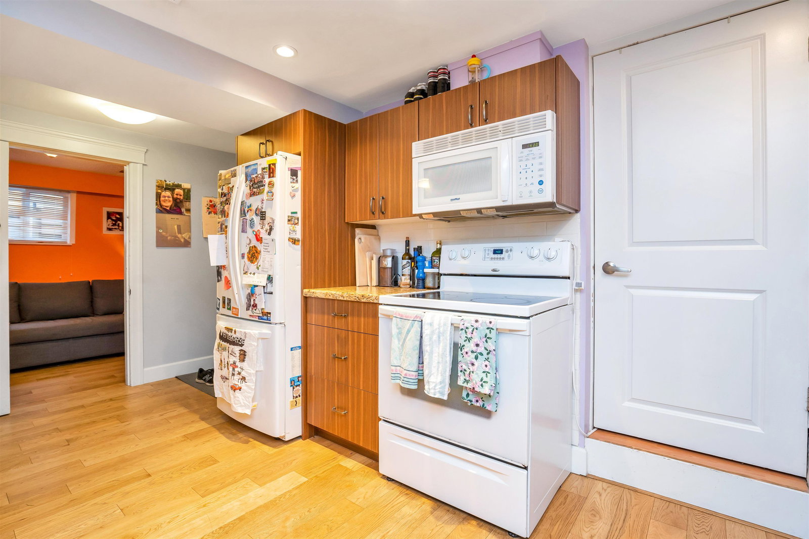 Listing Image 22