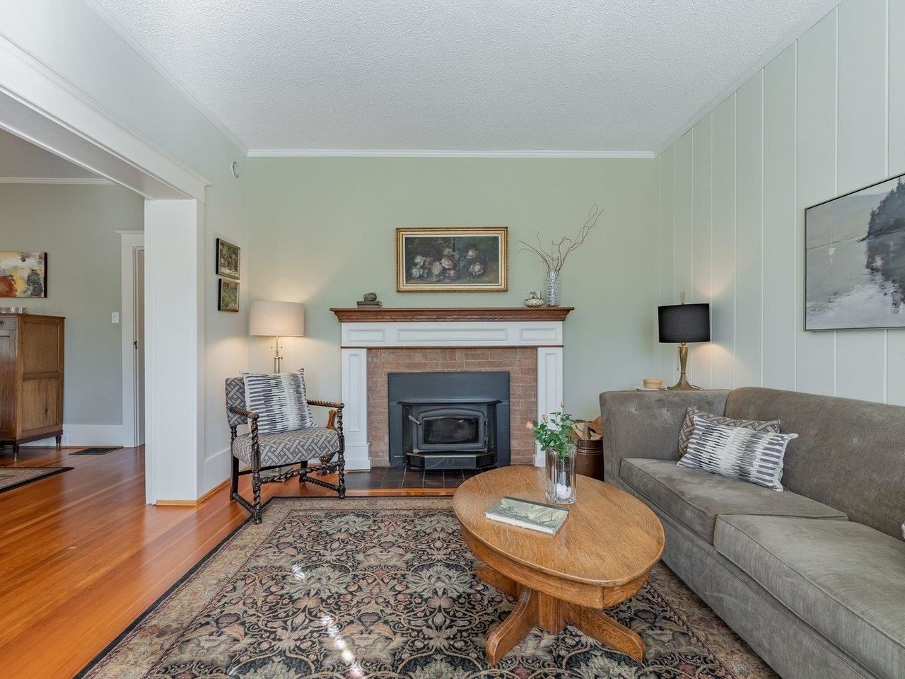 Listing Image 19