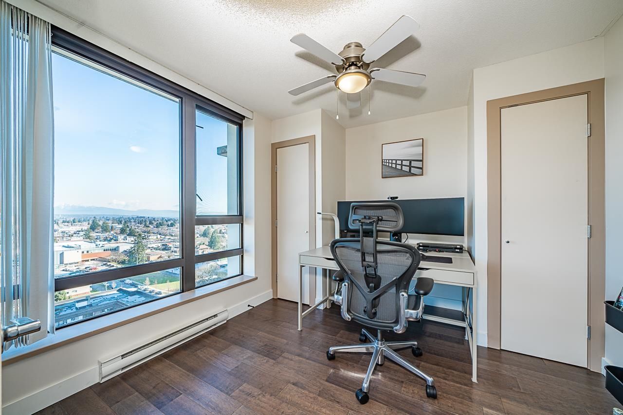 Listing Image 15