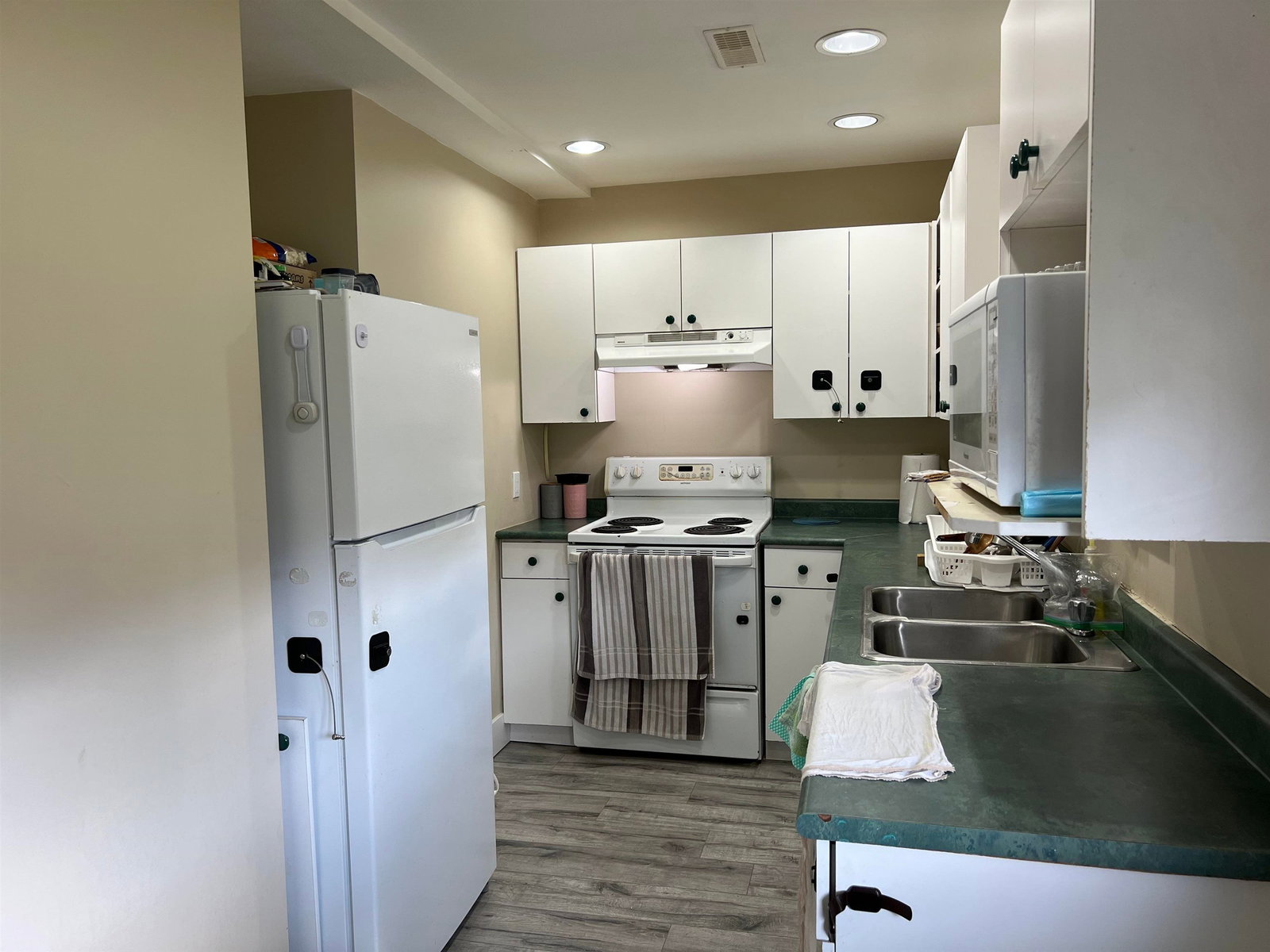 Listing Image 21