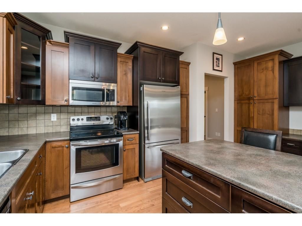 Listing Image 17