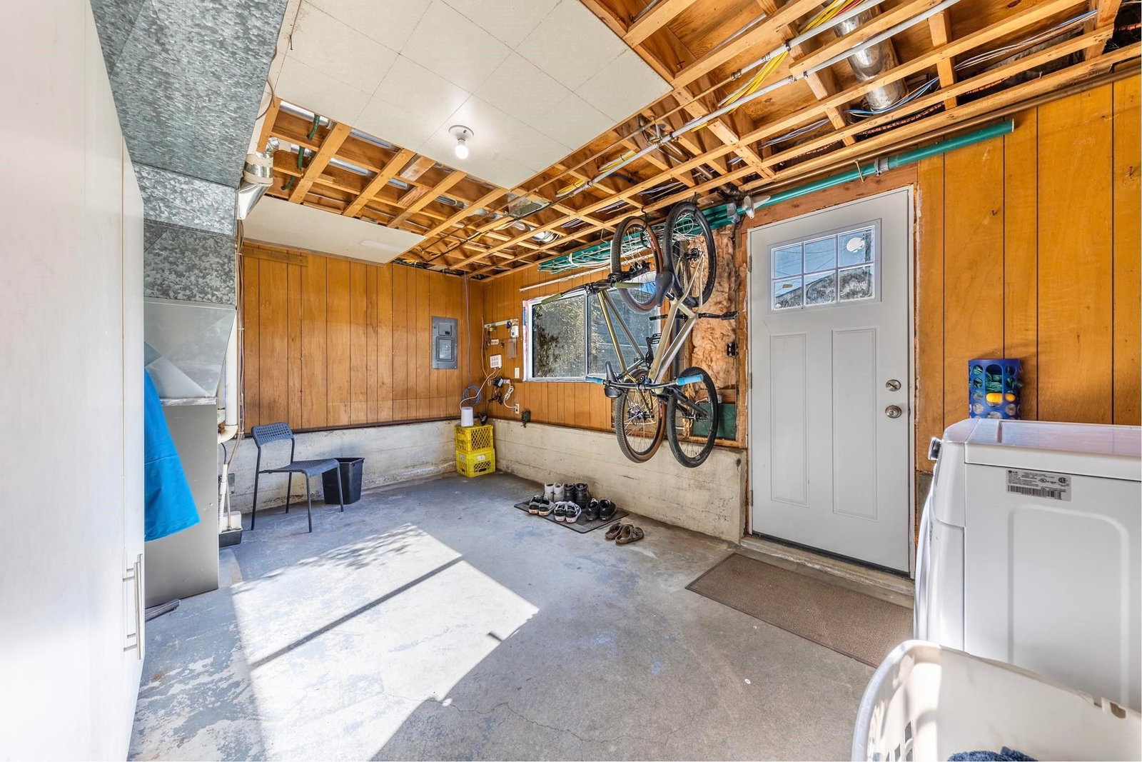 Listing Image 15