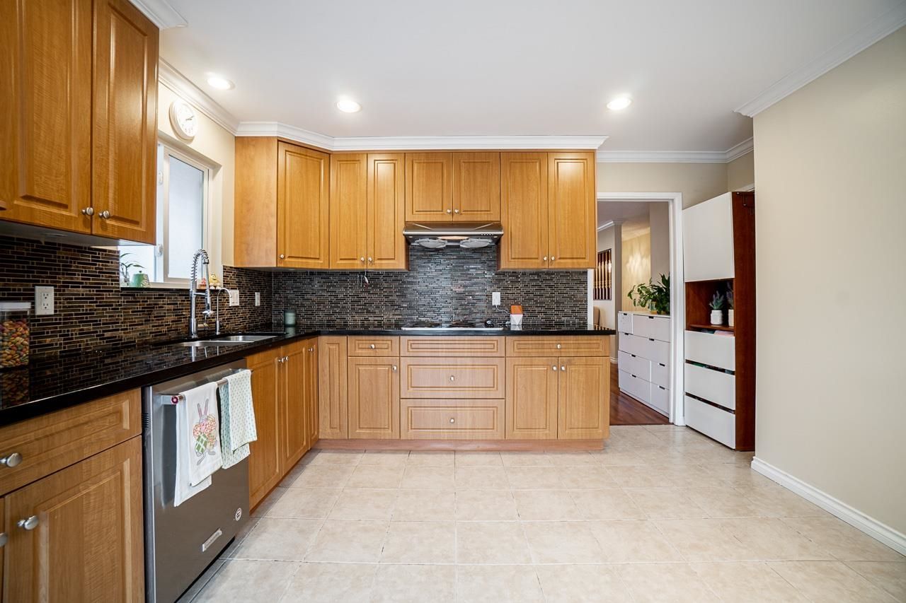 Listing Image 14