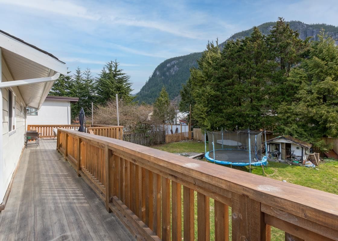 Listing Image 19