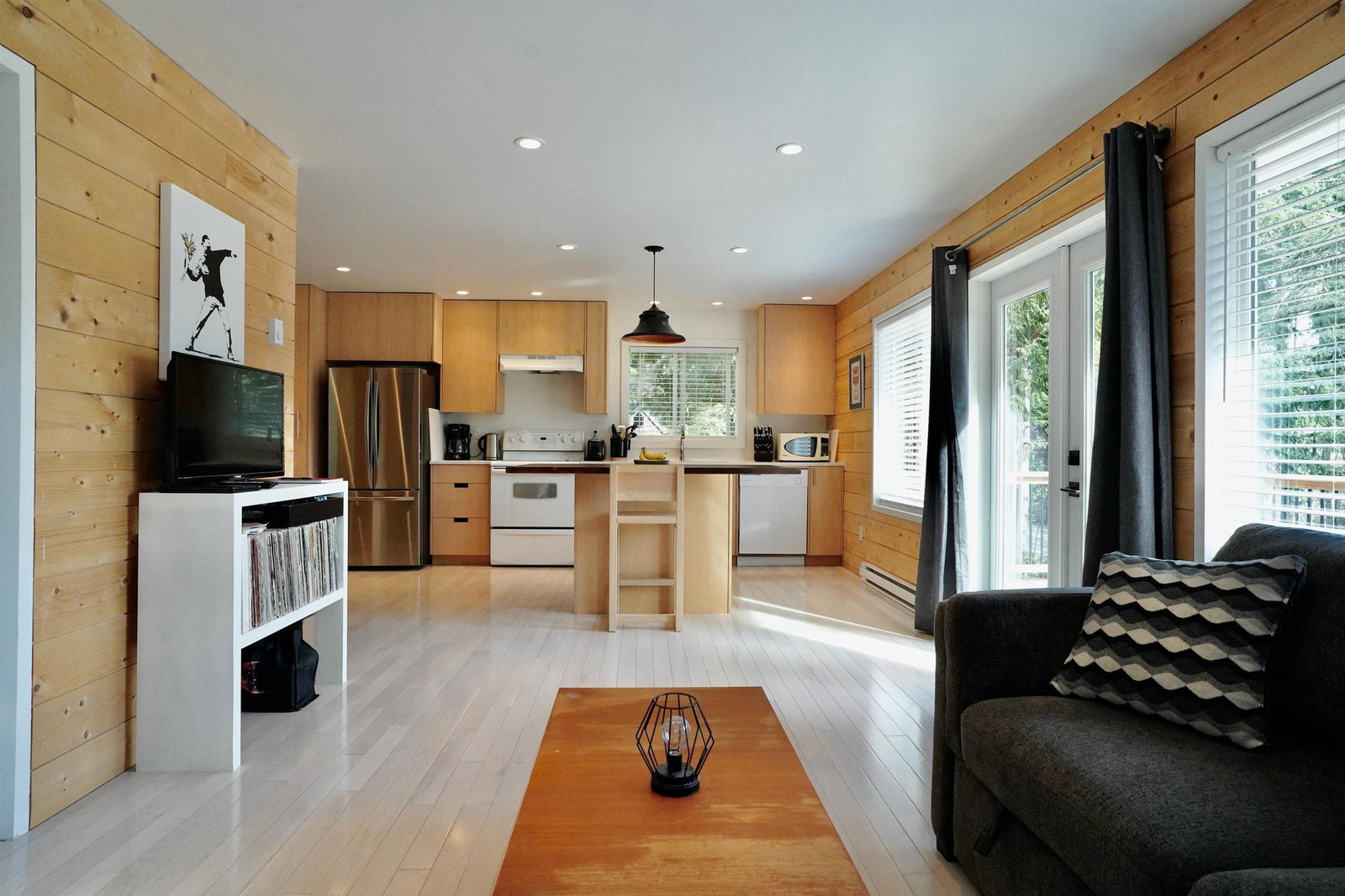 Listing Image 21