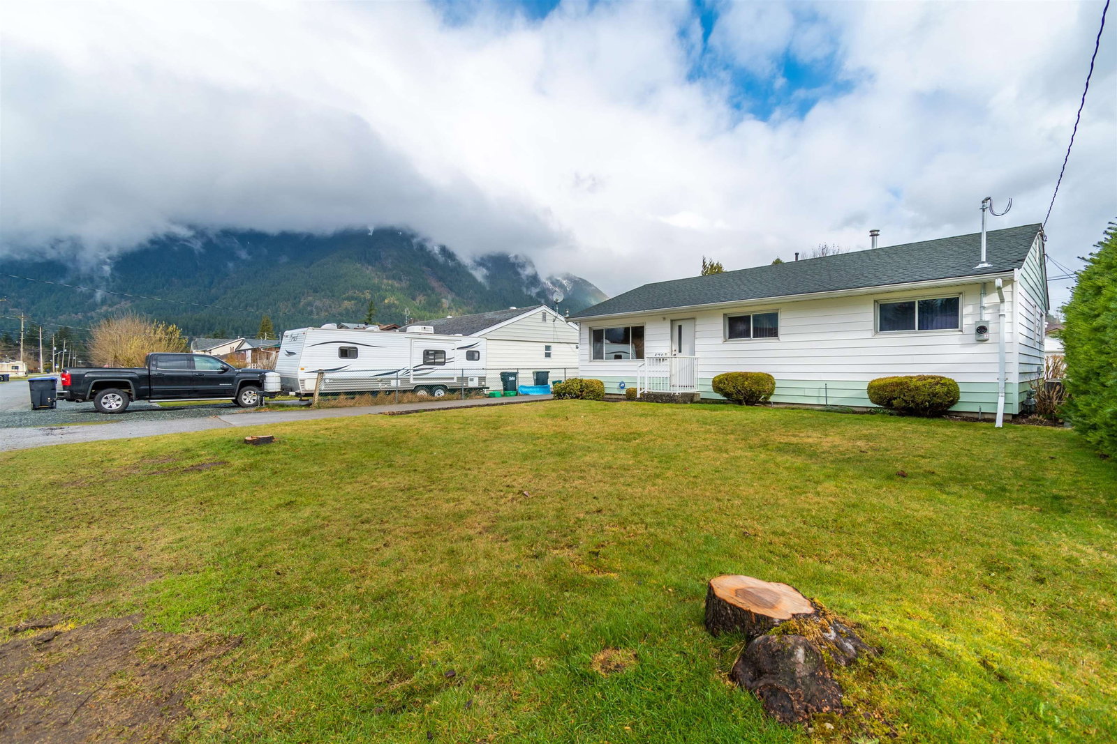 Listing Image 40