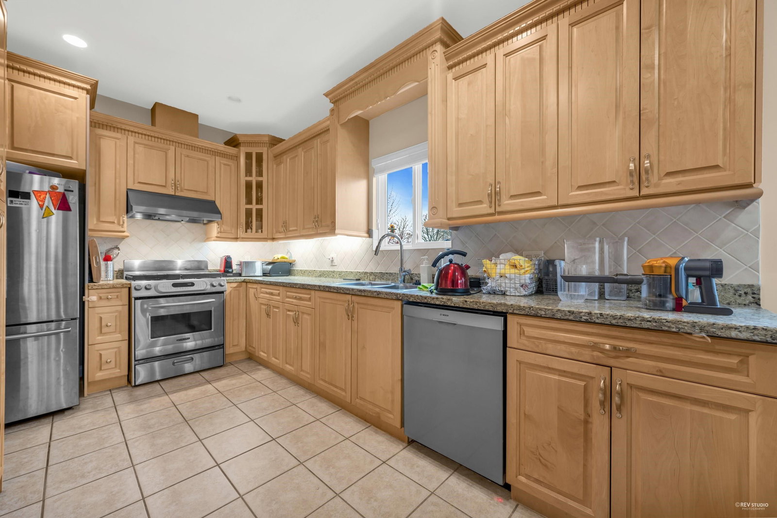 Listing Image 5