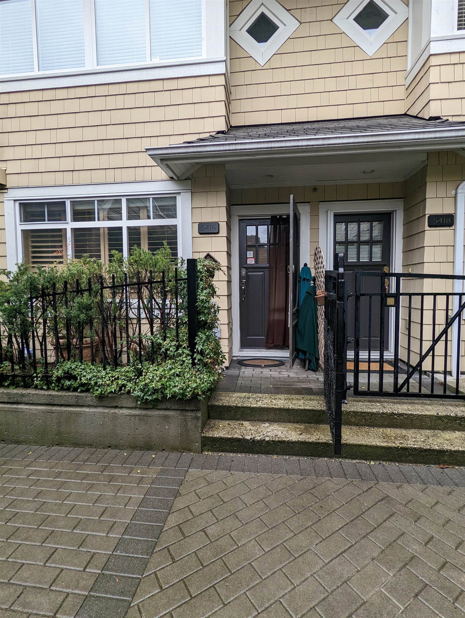 Listing Image 16