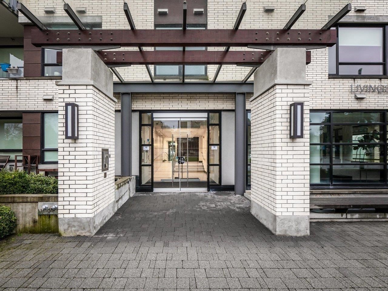 Listing Image 20
