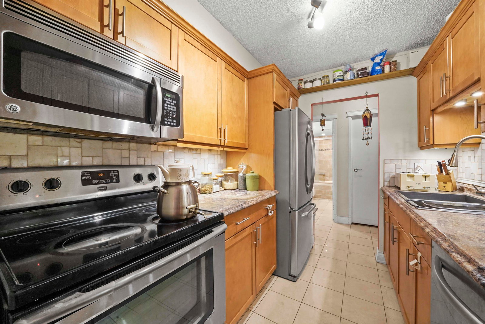 Listing Image 12