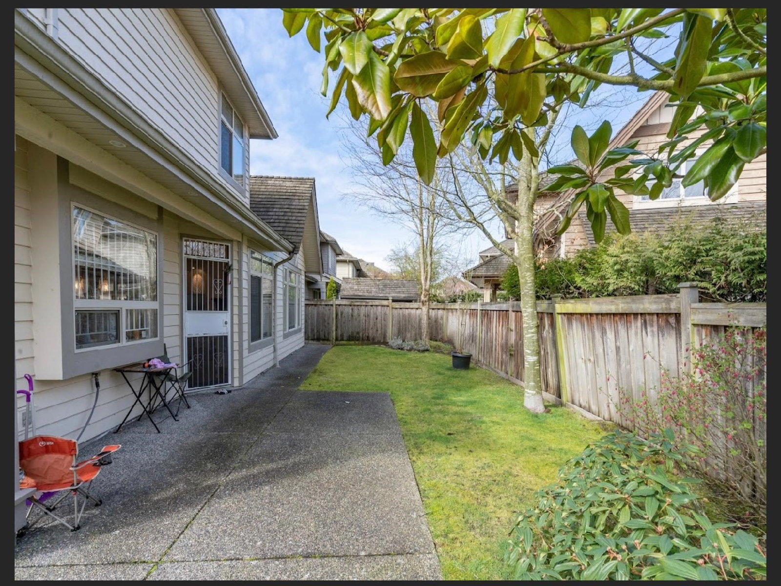 Listing Image 16