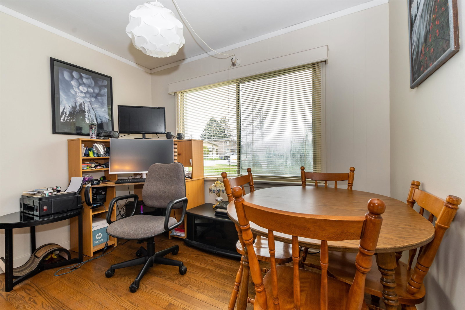 Listing Image 8