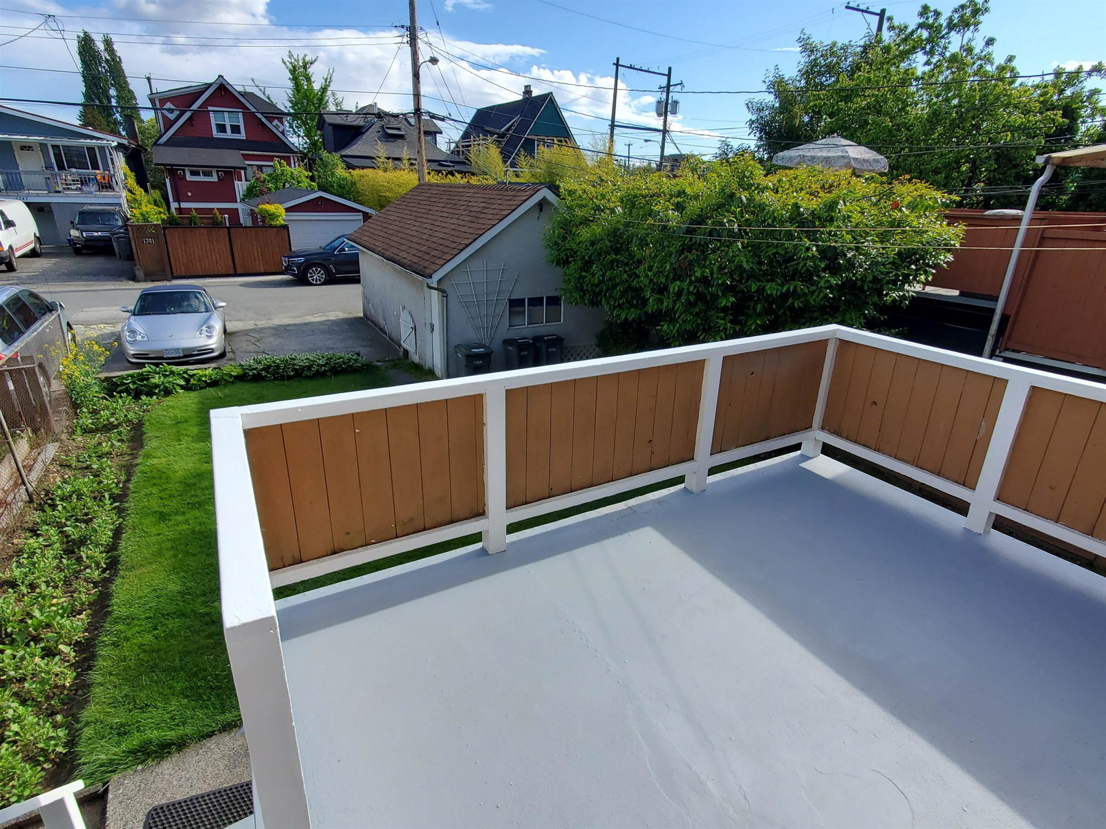 Listing Image 11