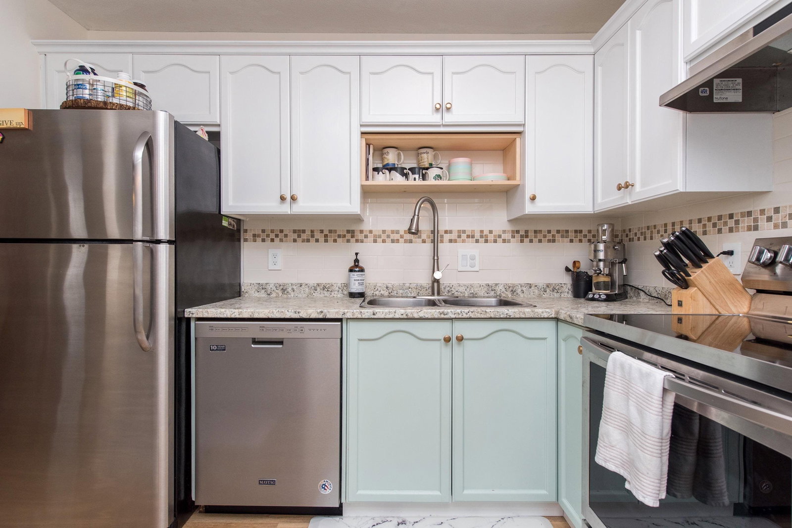Listing Image 7