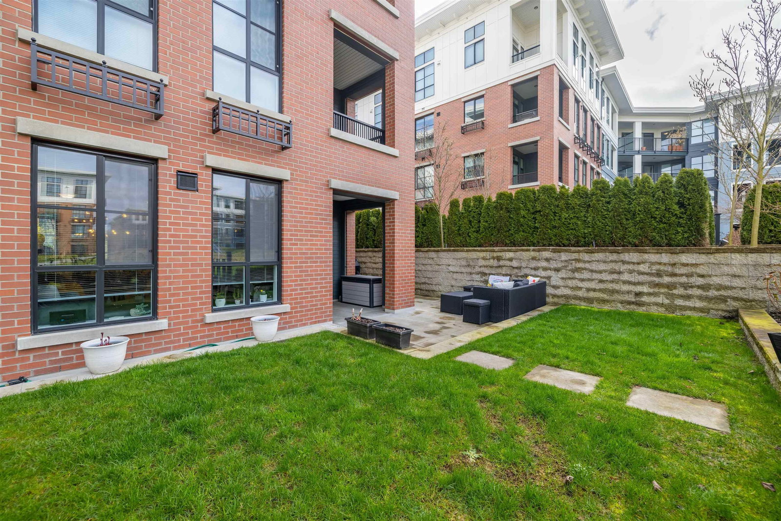 Listing Image 16