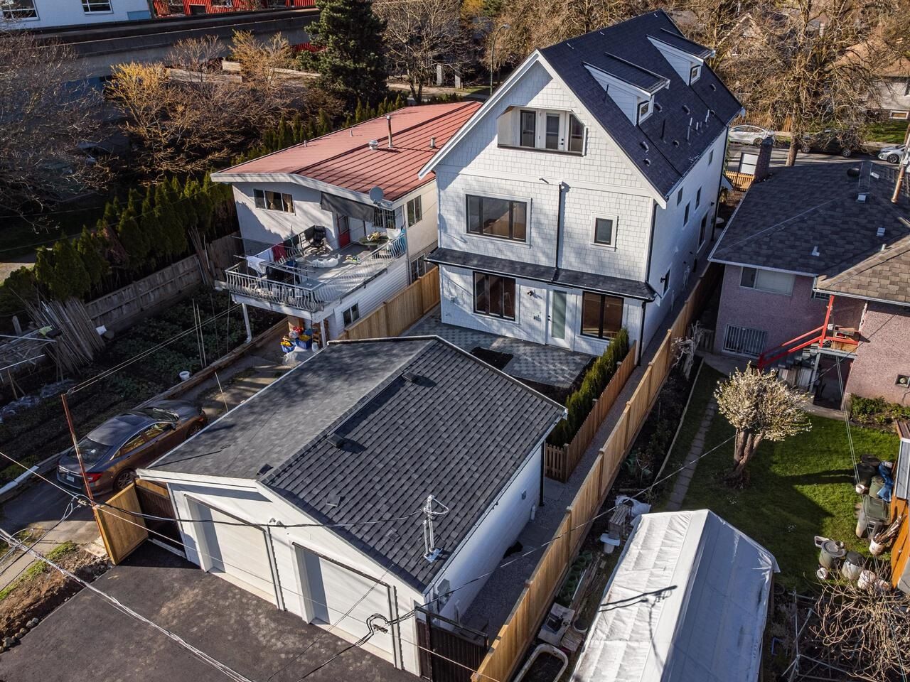 Listing Image 22